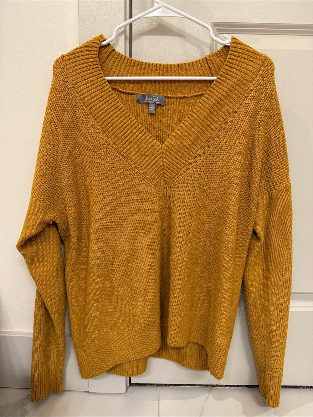 Market & Spruce Mustard V‑Neck Pullover Sweater